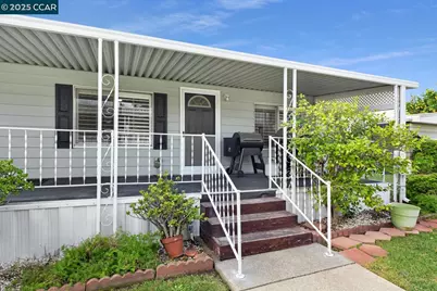 2197 Dalis Drive #124, Concord, CA 94520 - Photo 1