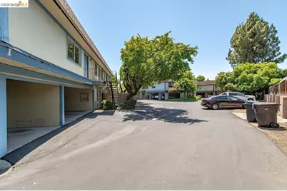 4327 Fairlands Drive #6, Pleasanton, CA 94588 - Photo 1