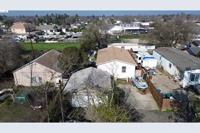 4049 Farmington Rd, Stockton, CA 95215 - Photo 1