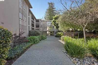 323 Monte Vista Ave #107, Oakland, CA 94611 - Photo 1
