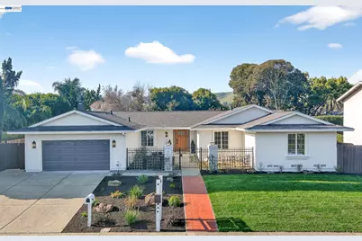 36 Barcelona Ct, Danville, CA 94526 - Photo 1