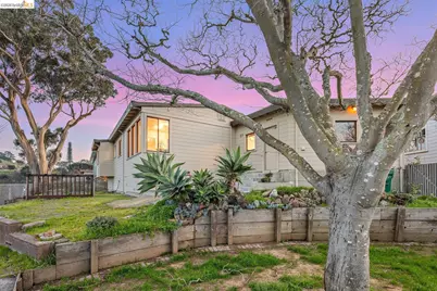 101 Crest Ave, Richmond, CA 94801 - Photo 1