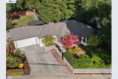 108 Durham St, Menlo Park, CA 94025 - Photo 1