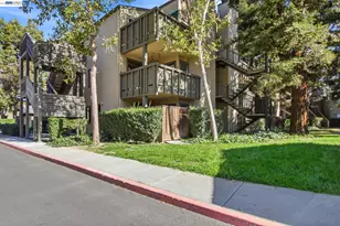 5382 Makati Cir, San Jose, CA 95123 - Photo 1