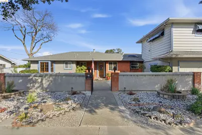 27 Barrie Dr, Pittsburg, CA 94565 - Photo 1