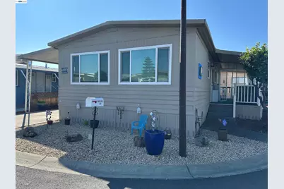 1150 Winton Ave. #207, Hayward, CA 94545 - Photo 1