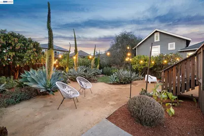 878 57th Street, Oakland, CA 94608 - Photo 1