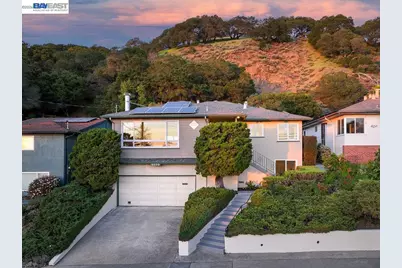 3175 Revere Ave, Oakland, CA 94605 - Photo 1