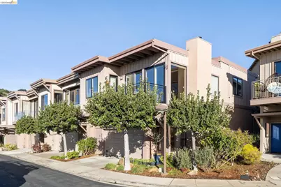 11 Hawks Hill Court, Oakland, CA 94618 - Photo 1