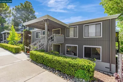 2900 Tice Creek Dr #8, Walnut Creek, CA 94595 - Photo 1