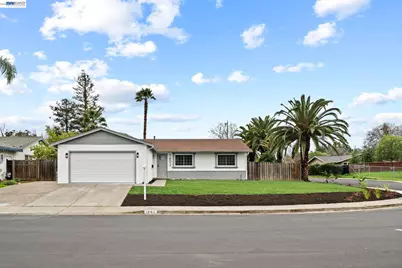 1602 Endriss Dr, Martinez, CA 94553 - Photo 1