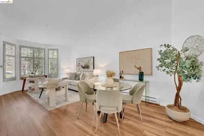 260 Caldecott #314, Oakland, CA 94618 - Photo 1