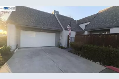 101 Portola Way #1, Tracy, CA 95376 - Photo 1