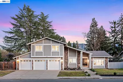 321 Semillon Cir, Clayton, CA 94517 - Photo 1