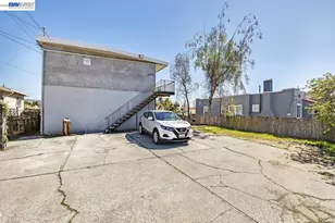 2828 22nd Ave, Oakland, CA 94606 - Photo 1