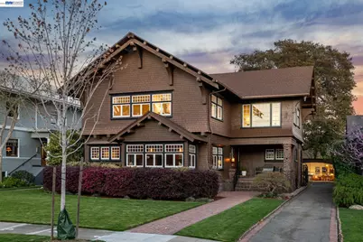 1122 Bay Street, Alameda, CA 94501 - Photo 1