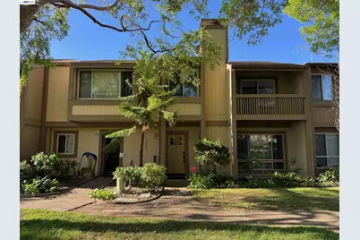 3211 Phoenix Ln, Alameda, CA 94502 - Photo 1