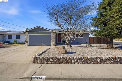2394 Saint George Dr, Concord, CA 94520 - Photo 1