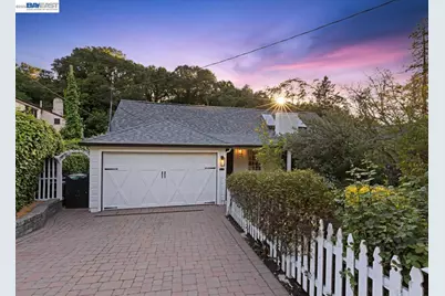 1731 Mountain Blvd, Oakland, CA 94611 - Photo 1