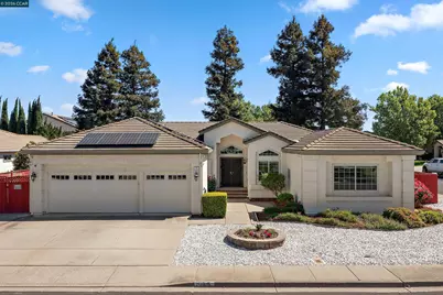 125 Deerglen Cir, Vacaville, CA 95687 - Photo 1