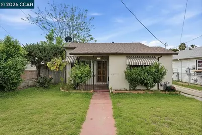 6719 Eastlawn St, Oakland, CA 94621 - Photo 1