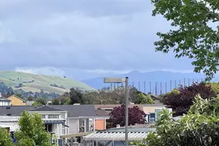 23 Raintree Ct, Hayward, CA 94544 - Photo 1
