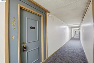 490 Civic Dr, Walnut Creek, CA 94596 - Photo 1