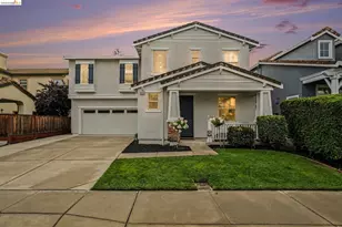 241 Yellow Rose Cir, Oakley, CA 94561 - Photo 1