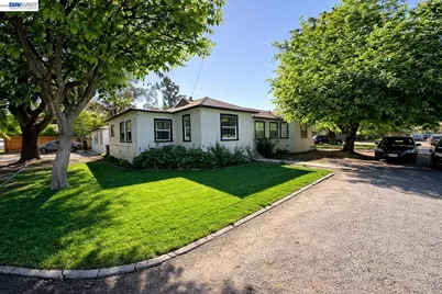 1848 Parkside Dr, Concord, CA 94519 - Photo 1
