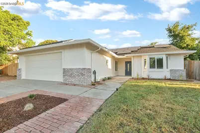1060 Woodglen Dr, Oakley, CA 94561 - Photo 1