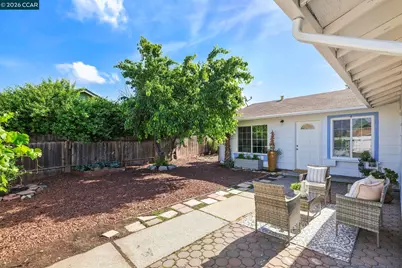 476 Pamela Dr, Bay Point, CA 94565 - Photo 1