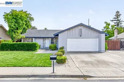 5549 Bridgeport Cir., Livermore, CA 94551 - Photo 1