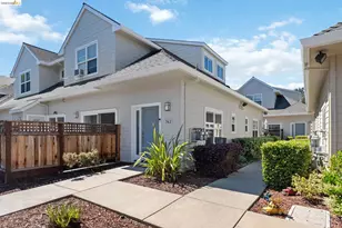 742 Cottage Ct, Mountain View, CA 94043 - Photo 1
