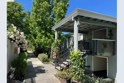 1156 Running Springs Rd. #6, Walnut Creek, CA 94595 - Photo 1