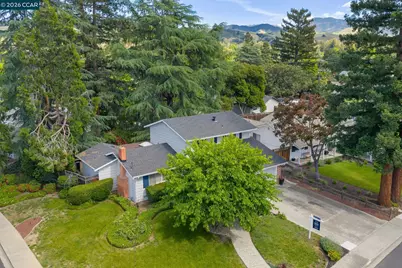 326 Dogwood Dr, Walnut Creek, CA 94598 - Photo 1