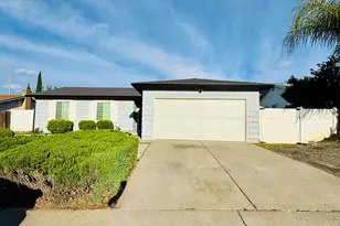 19 Huntington Cir, Pittsburg, CA 94565 - Photo 1