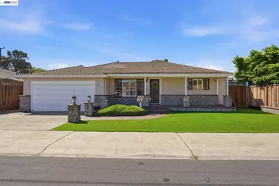 1738 Via Buena Vis, San Lorenzo, CA 94580 - Photo 1