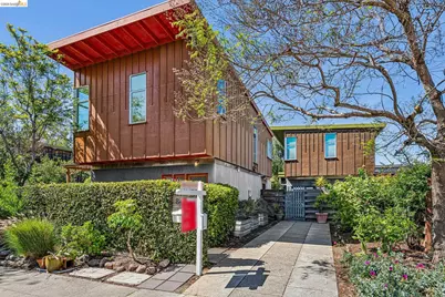 848 61st St, Oakland, CA 94608 - Photo 1