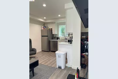 2624 Regent St #A, Berkeley, CA 94704 - Photo 1