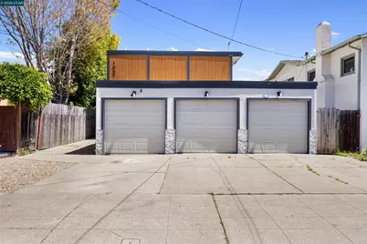 1037 Stannage Ave, Albany, CA 94706 - Photo 1