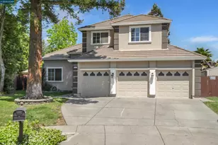 2208 Fieldcrest Ct, Fairfield, CA 94534 - Photo 1
