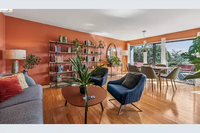 710 22nd St #303, Oakland, CA 94606 - Photo 1