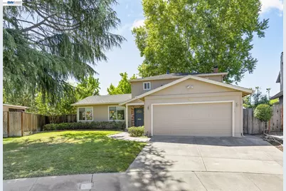 5556 Paseo Navarro, Pleasanton, CA 94566 - Photo 1