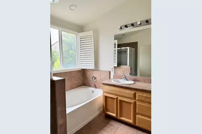 852 Meadow View Dr, Richmond, CA 94806 - Photo 37