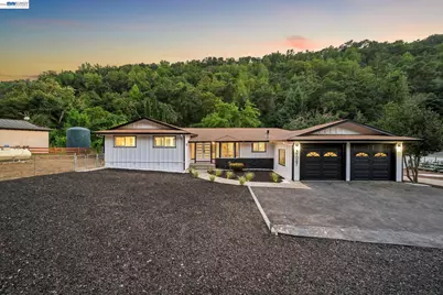 31067 Palomares Rd, Castro Valley, CA 94552 - Photo 1