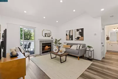 760 Canyon Oaks Dr #H, Oakland, CA 94605 - Photo 1