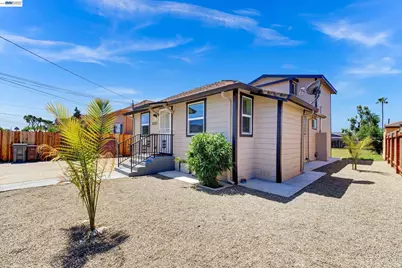 6225 Harmon Ave, Oakland, CA 94621 - Photo 1