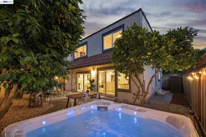 2615 San Jose Avenue #B, Alameda, CA 94501 - Photo 1