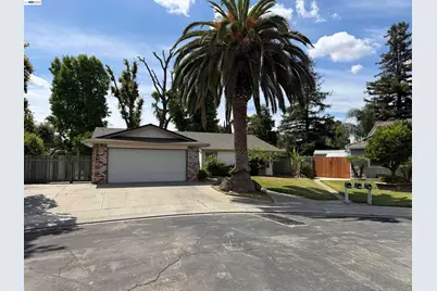 950 Lobos Ct., Manteca, CA 95336 - Photo 1