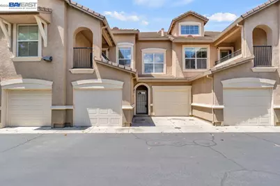 5350 Dunlay Dr #412, Sacramento, CA 95835 - Photo 1